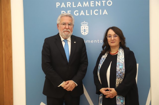 A embaixadora de Túnez visita o Parlamento galego   